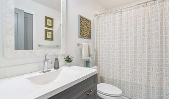 1180 Ivy Ln, North Liberty, IA 52317