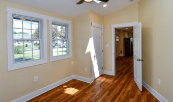 5523 HALWIS St, Alexandria, VA 22303