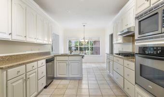 52 Eastgate Dr, Brandon, MS 39042