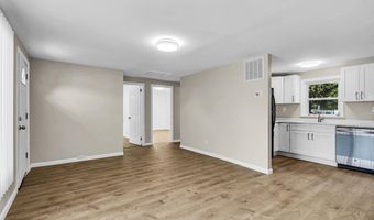 9 Frederick Dr, Bayville, NJ 08721