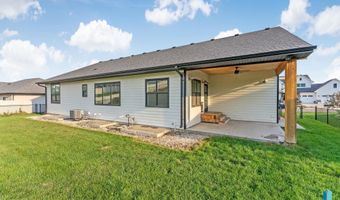 1625 W Burton Dr, Brandon, SD 57005