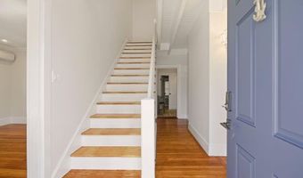 8 Champlin St, Newport, RI 02840