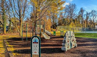 4027 CARIBON St, Bowie, MD 20721