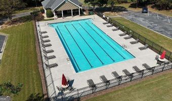 302 Oak Leaf Pl, Acworth, GA 30102