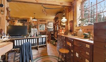 953 Victory Hwy, Burrillville, RI 02839