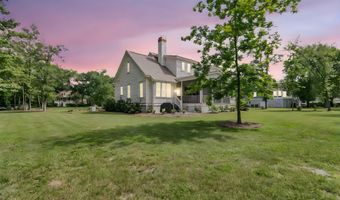 7878 Gull Bay Dr, Awendaw, SC 29429