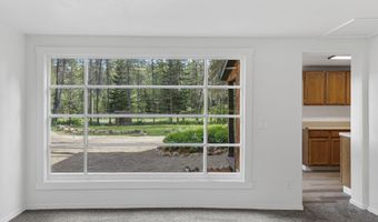 17561 E PERIMETER Rd, Athol, ID 83801