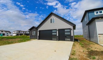 517 Downing St, Surrey, ND 58785