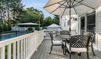 34 Green Meadow Blvd, Middletown, NJ 07748