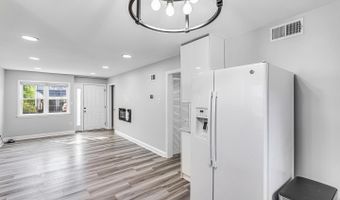 4719 25TH St N, Arlington, VA 22207