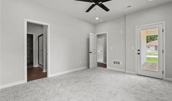 45 E 6th St, Adrian, MO 64720