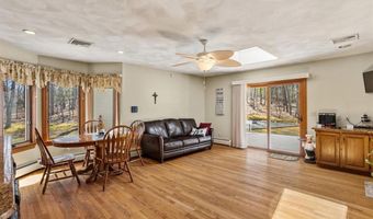 278 Tower Hill Rd, Cumberland, RI 02864