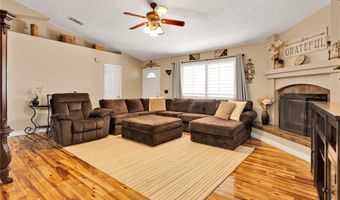 20083 Rimrock Rd, Apple Valley, CA 92307