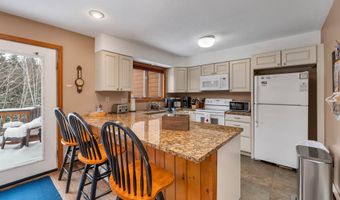 497 Hannah Loop 65, Carroll, NH 03575