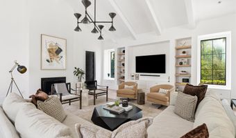 7101 LONGWOOD Dr, Bethesda, MD 20817