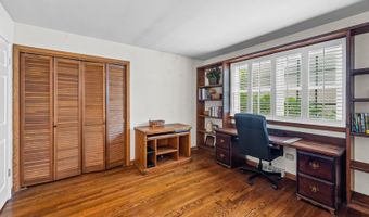 1533 N Belmont Ave, Arlington Heights, IL 60004