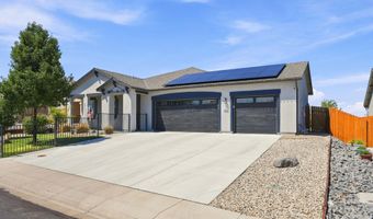 192 Walnut Ct, Fernley, NV 89408