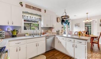 95 Pensacola Ave, Arden, NC 28704