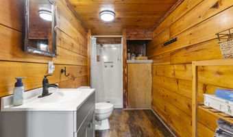 645-1 Right Fork Fixer Rd, Beattyville, KY 41311