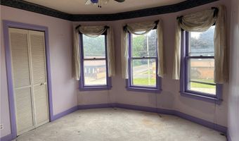 3323 Lake Ave, Ashtabula, OH 44004