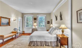 905 Goebel Ave, Savannah, GA 31404