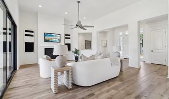 2745 Alexander Dr, Escondido, CA 92029