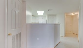 3830 9TH St N 509W, Arlington, VA 22203