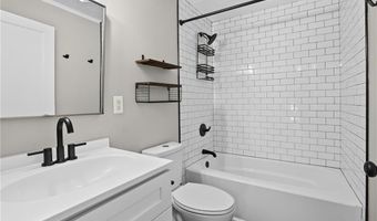 215 Uwharrie St, Asheboro, NC 27203