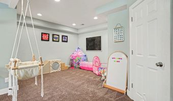 4338 Trail E Dr NE, Ada, MI 49301