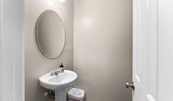 112 CENTRAL Pkwy, Aylett, VA 23009