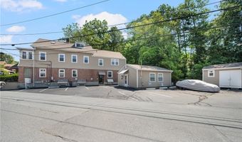 15 Thomas St, North Providence, RI 02911