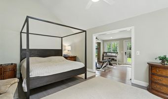 4 Egret Dr, Beaufort, SC 29907