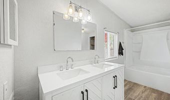 1105 N Dysart Rd 16, Avondale, AZ 85323