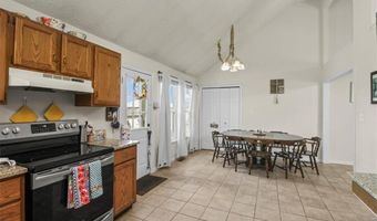 1507 Prairie Dr, Atchison, KS 66002