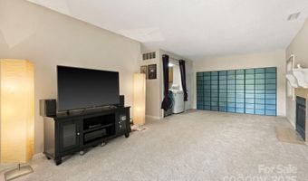 28 Foxberry Dr, Arden, NC 28704