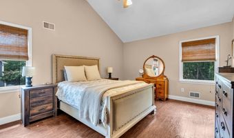 382 Wheaton Ave, Bayville, NJ 08721