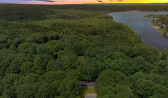748 Towamensing Trl, Albrightsville, PA 18210