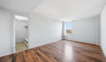 4600 DUKE St 1623, Alexandria, VA 22304