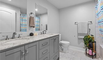 2611 Stella St, Airville, PA 15203