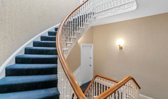 919 SAINT PAUL St 3Fl, Baltimore, MD 21202