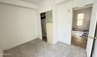 62 Glen Ave, Amsterdam, NY 12010