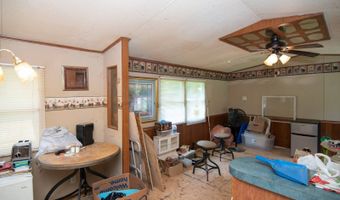 941 E Clayton Rd, Alderson, WV 24910