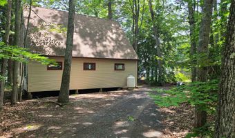 10 Crescent Dr, Barnstead, NH 03225