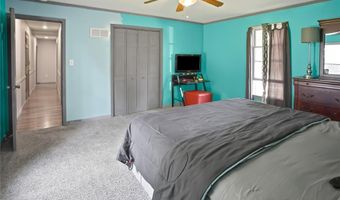1001 W Main St, Alhambra, IL 62001