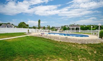 37 Hannah Lee Rd, Barnegat, NJ 08005