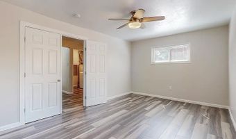 1701 Hoffman Dr NE, Albuquerque, NM 87110