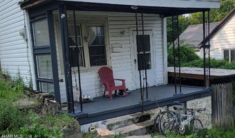 1318 14th Ave, Altoona, PA 16601