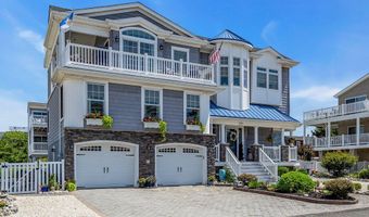 21 W Magnolia Ave, Beach Haven, NJ 08008