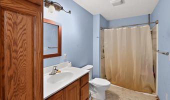 5142 N State Rd, Alma, MI 48801