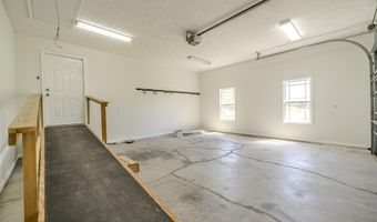 200 BOYD Rd, Adamsville, TN 38310